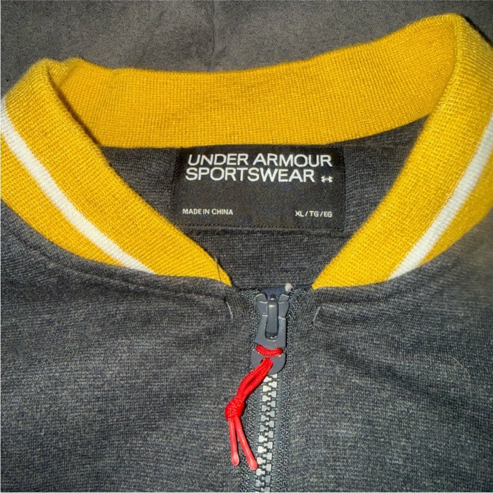 Under Armour Lightweight Bomber Jacket With Yellow Accents NWOT - Picture 2 of 8